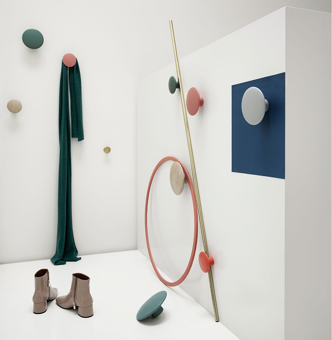 muuto the dots ムート ドッツ北欧 壁掛け 木製 円形 2点 muuto MUUTO ムート Muuto THE DOTS ドッツ XSサイズ 直径65mm