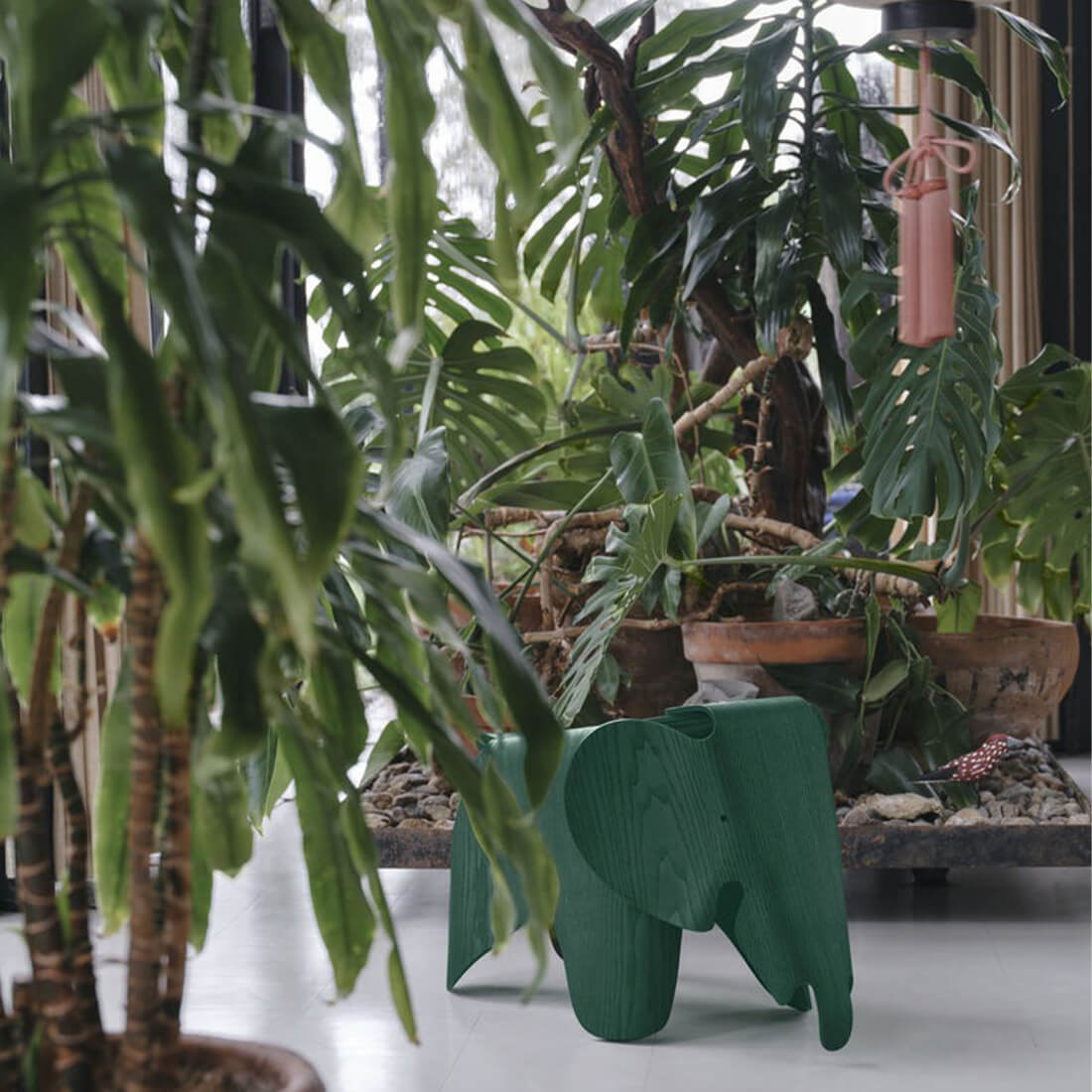 Vitra ヴィトラ Eames Elephant Plywood ダークグリーン（限定