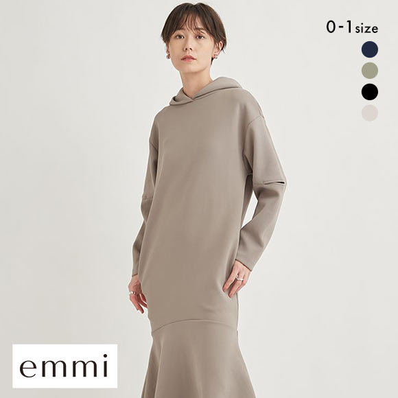 エミ emmi emmi atelier フーディーカットワンピース 長袖 