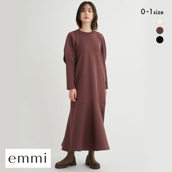 エミ emmi atelier ダンボールボリュームスリーブワンピース emmi