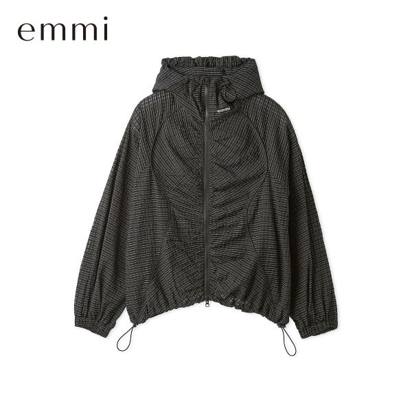 emmi エミ ライトシアーフーディーブルゾン レディース 爆買