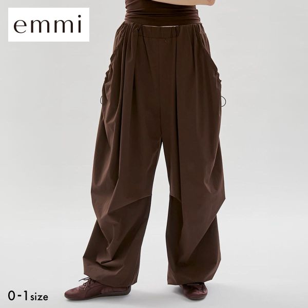 エミ eco ボリュームパラシュートパンツ 撥水 UVカット 接触冷感 emmiの画像