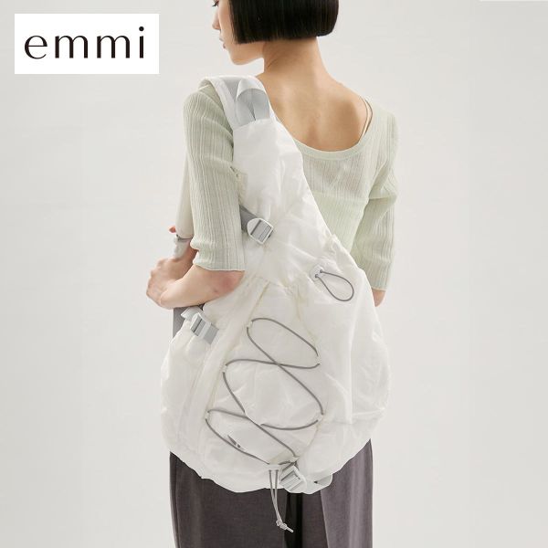 エミ ワンショルダーボディーバッグ emmiの画像