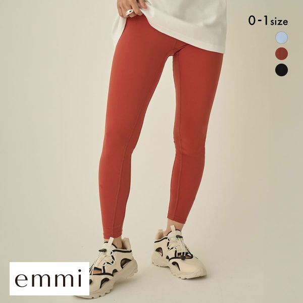 emmi yoga（エミヨガ） エミ WELLNESS&TRAINING IPSA／emmi サステナ