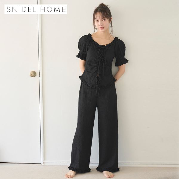 スナイデルホーム カットフリルセットアップ 上下セット パジャマ ルームウェア SNIDEL HOMEの画像