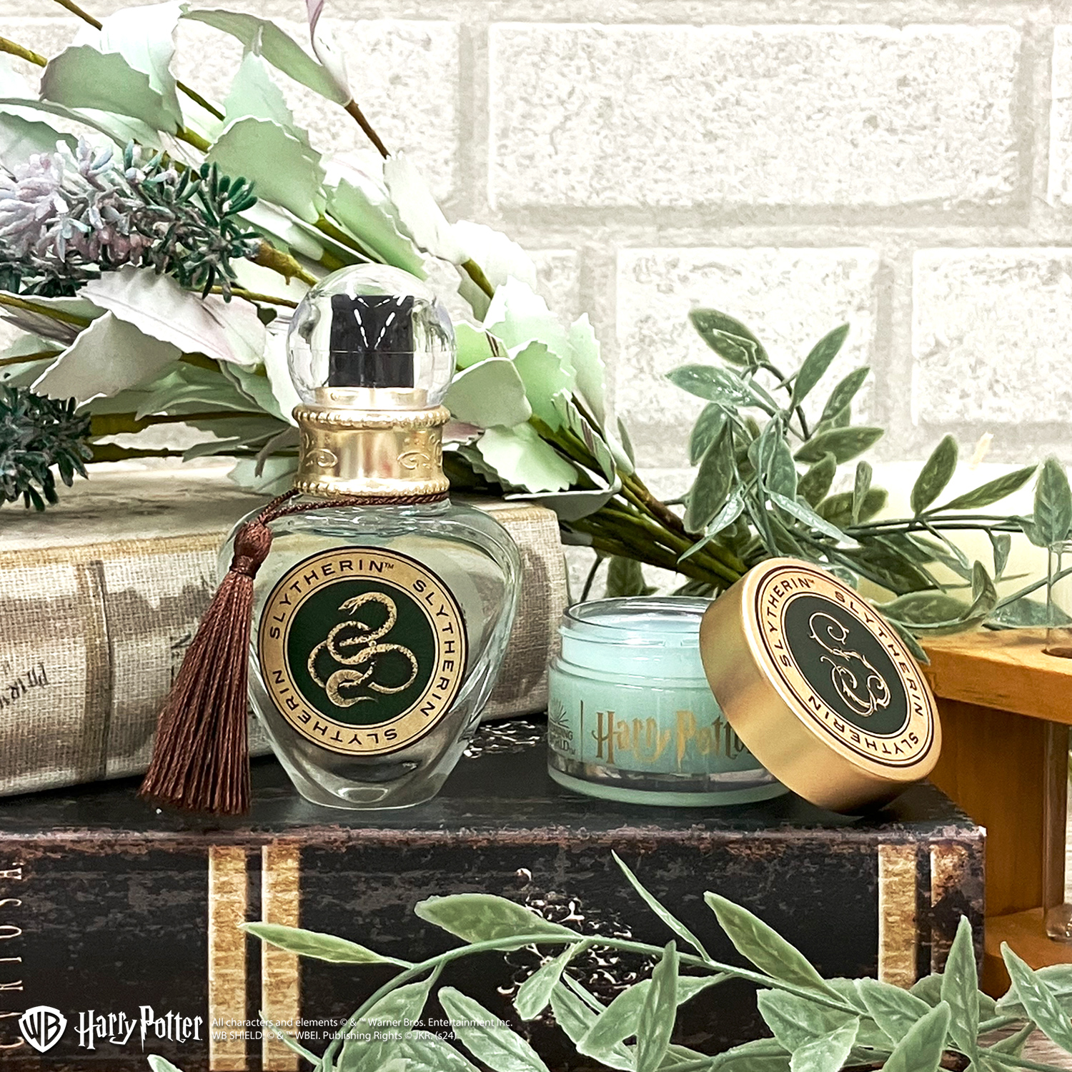 SHOBIDO ハリー・ポッター ボディ&リップケアギフト ＜ スリザリン