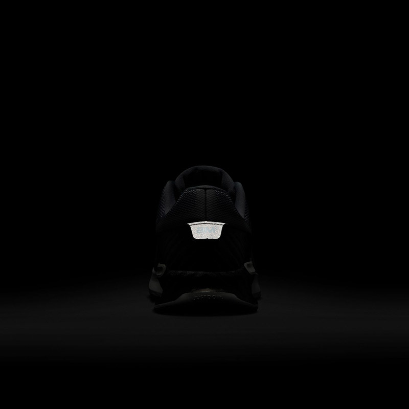 NIKE（ナイキ） メンズ エア マックス BIA ビア スニーカー 靴