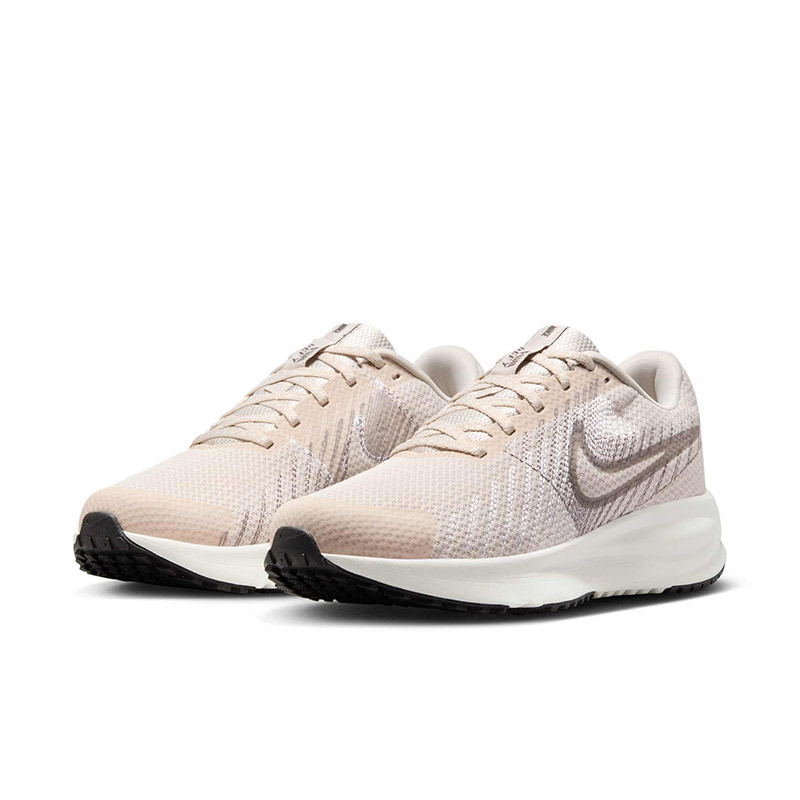 Nike ナイキ　レディース　ウインドランナー(L) dx6482-008_01.jpg