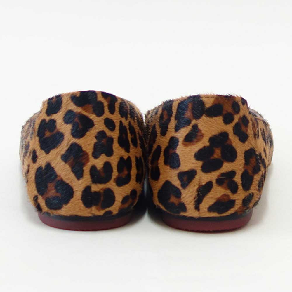 ユーコ イマニシ yuko imanishi +   711073 ASAHI ベージュ ファー スクエアトゥ カッター フラット スリッポンシューズ 「靴」 ユーコ イマニシ yuko imanishi + 711073 ASAHI ベージュ ファー