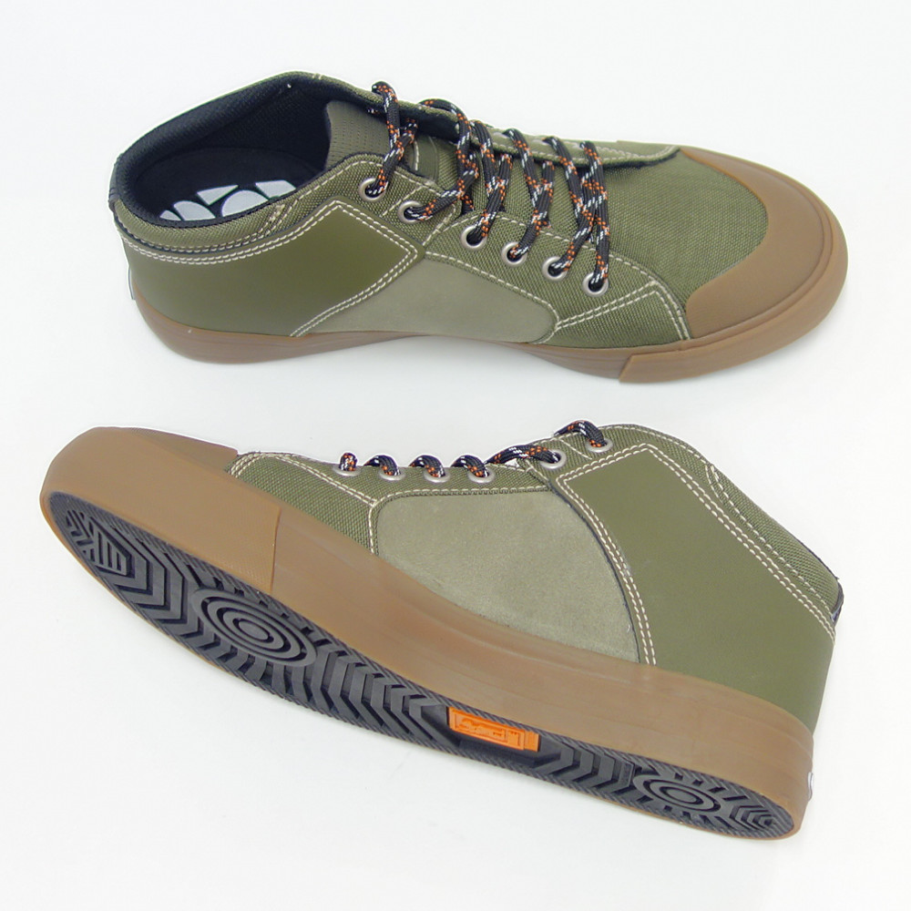 クロームSouthside 3.0 Olive PANARACERコラボ極美品 CHROME】×【Panaracer】がコラボ！？互いの技術を集結させ