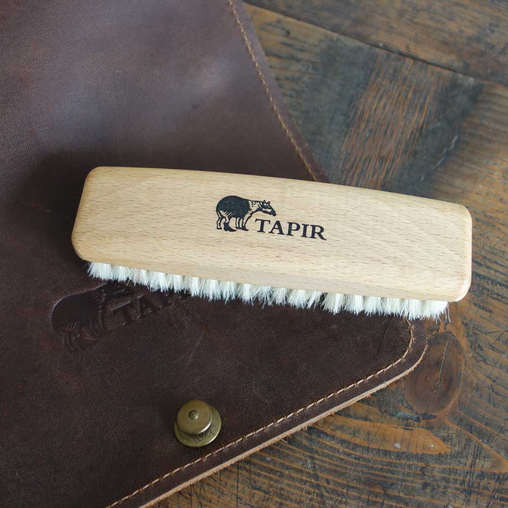 天然素材で作られた靴ケア品 TAPIR タピール 艶だしブラシ（山羊毛