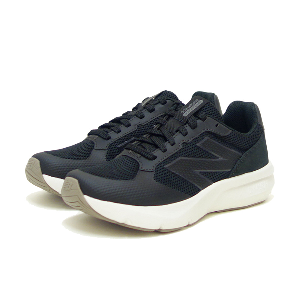 ニューバランス 新品未使用9.5型 New Balance ブラック3.8kg New Balance（ニューバランス） ua800ba1 (ダイナソフト 800) ブラック