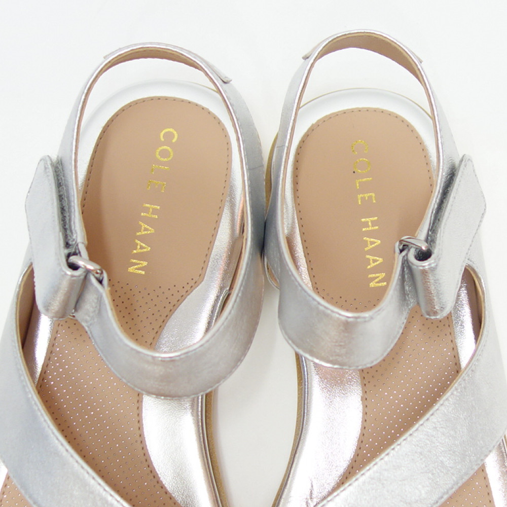 快適★【Cole Haan】ミラベル クリスクロス サンダル メタリック Women's Mirabelle CrissCross Sandals in Black | Cole Haan