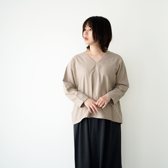 evam eva シルクリネン Vネック プルオーバー 春夏 evam eva シルクリネン Vネック プルオーバー 春夏 - メルカリ