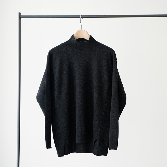 evam eva（エヴァムエヴァ） wool turtleneck ウール タートルネック