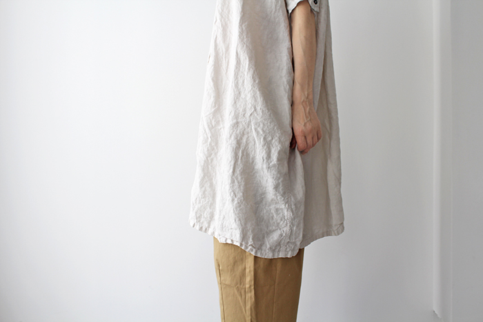 Honnete オネット　H/SLV No Collar ONE-PIECE Honnete オネット H/SLV NO COLLAR OP ハーフスリーブ ノー