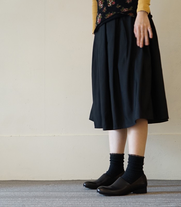 chausser（ショセ） 靴 レディース スリッポン ブラック 黒 レザー 本