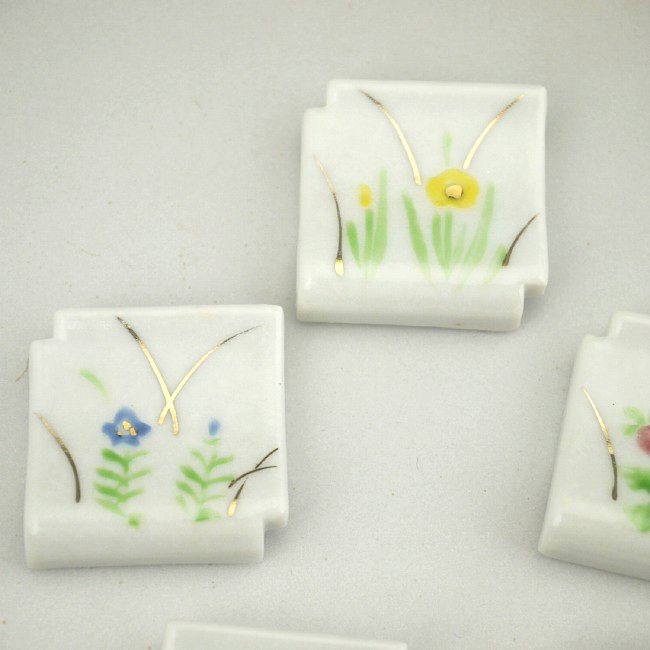 京焼 清水焼 瓦五草花箸置き セット 芳山 : 松韻堂 Yahoo!店 - 通販