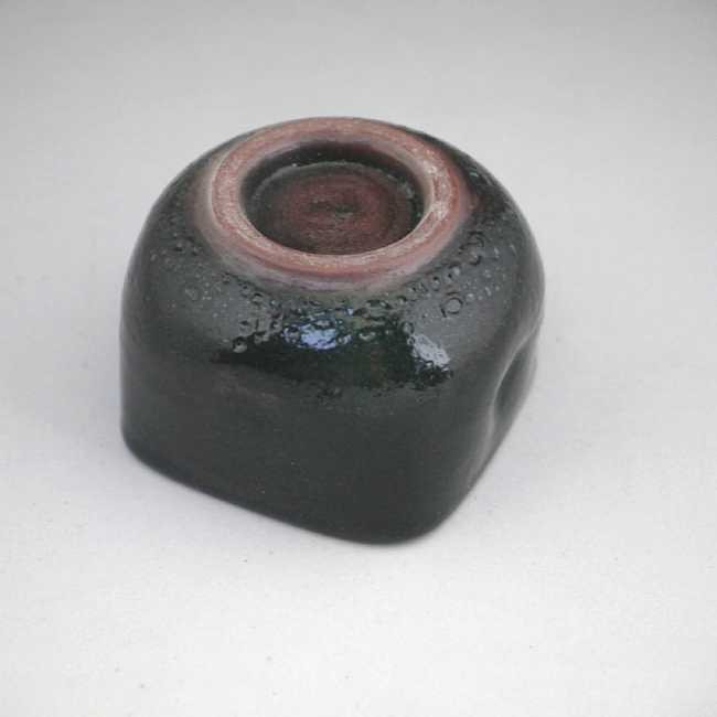 京焼 清水焼 黒釉内金箔ぐい呑 和久田楽入 : 松韻堂 Yahoo!店