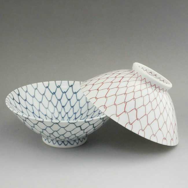 京焼 清水焼 網目夫婦茶碗 青赤 芳山 特大直径約15センチ 鯛茶 : 松韻