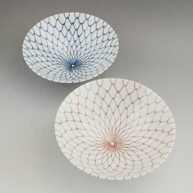 京焼 清水焼 網目夫婦茶碗 青赤 芳山 特大直径約15センチ 鯛茶 : 松韻