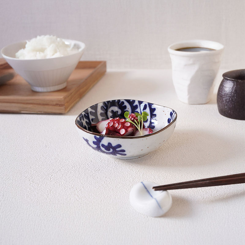 三角小鉢 10.7cm 太タコ唐草