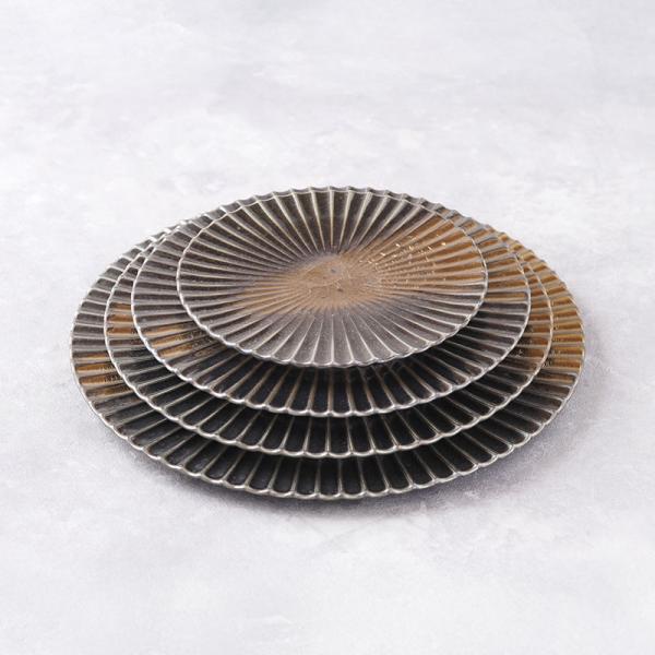 中皿 16.5cm 金吹き Mum