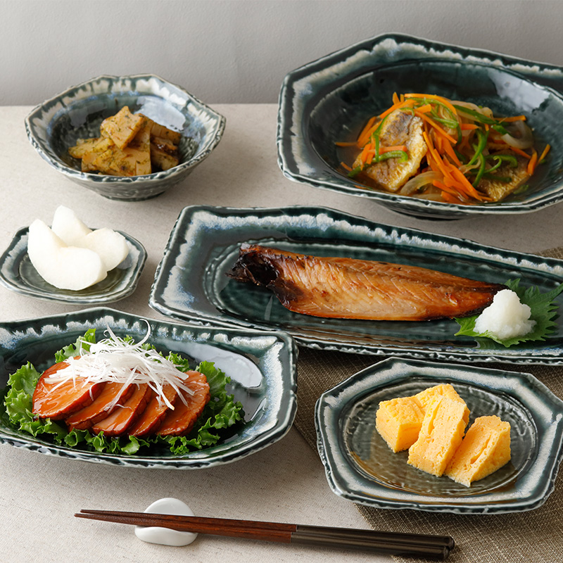 小皿 10cm 黒部 ちぎり型 和食器 質感のアップ