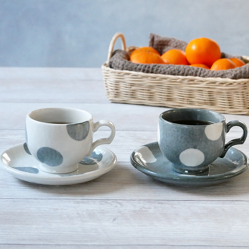 カップ＆ソーサー