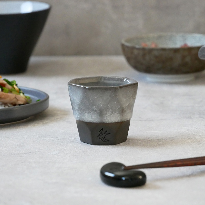 ぐい呑 75cc 氷裂貫入 つばめ工房
