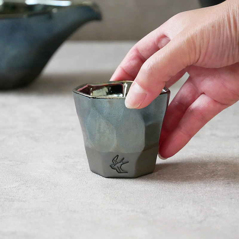 ぐい呑 80cc つばめ工房 プラチナブルーぐい呑み ぐいのみ お猪口