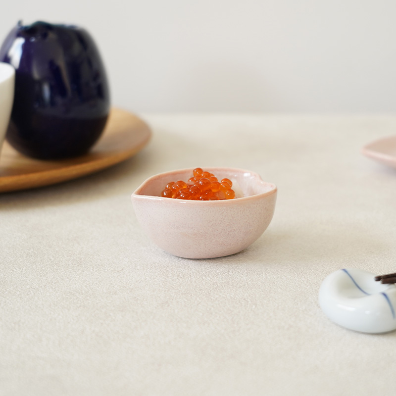 ピンク 花びら型 陶器の器 桜 花びら型 ピンク陶器皿 2枚セット - メルカリ