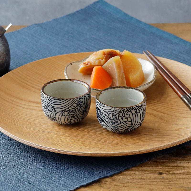 箱入り 酒器セット 徳利2合・盃×2　染付荒波