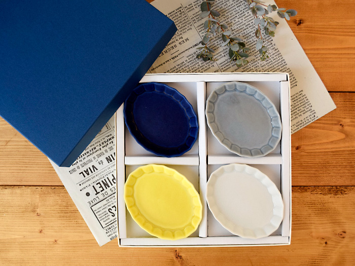 お花のオーバルボウル（小）12cm