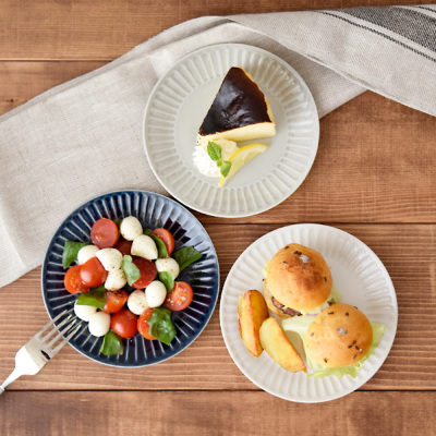 MarieDaageリモージュ　デザートプレート　グリーン　ホワイト　ストライプ MarieDaageリモージュ デザートプレート グリーン ホワイト ストライプ