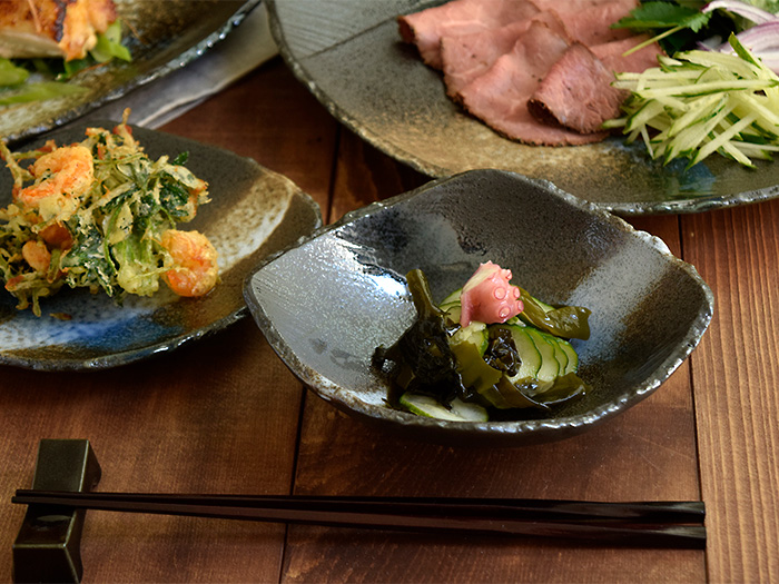 和食器　変形菱型　黒海