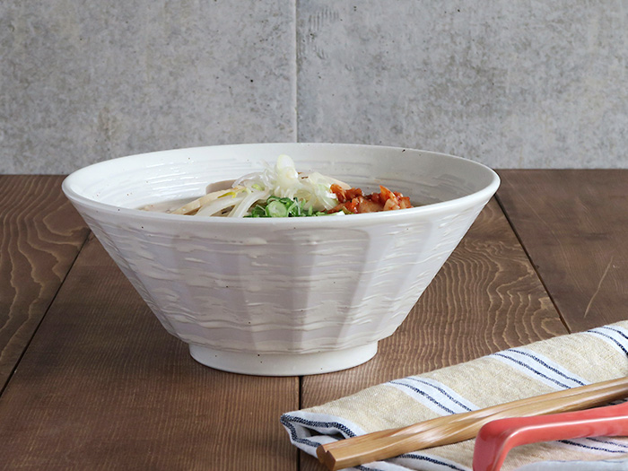 蓋つき丼ぶり椀 8客セット 刷毛目模様 和食器 粉引 しのぎ刷毛目 6.8ラーメンどんぶり（21.7cm）丼ぶり 丼 和食器
