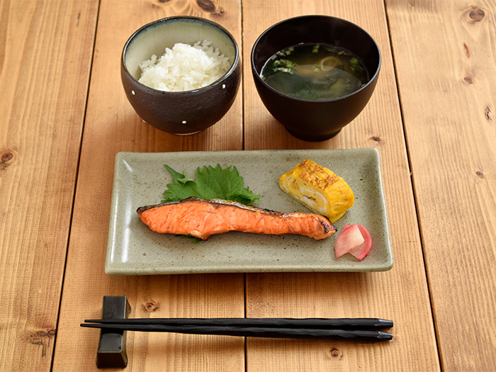 角皿 和色の長角皿 22cm焼物皿 焼き物皿 中皿 プレート 刺身皿 焼き魚