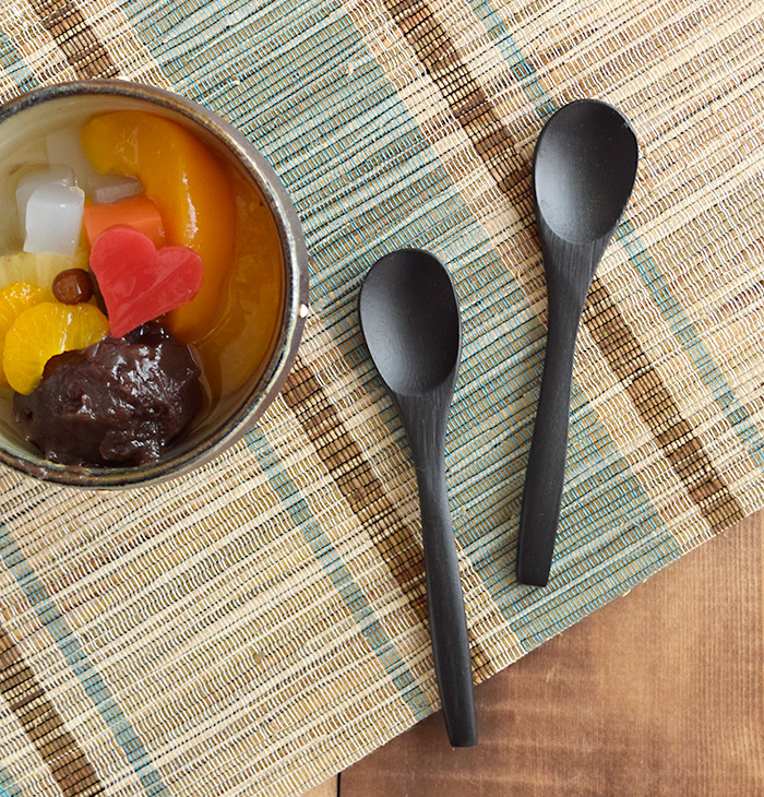 楕円（黒）　スプーン