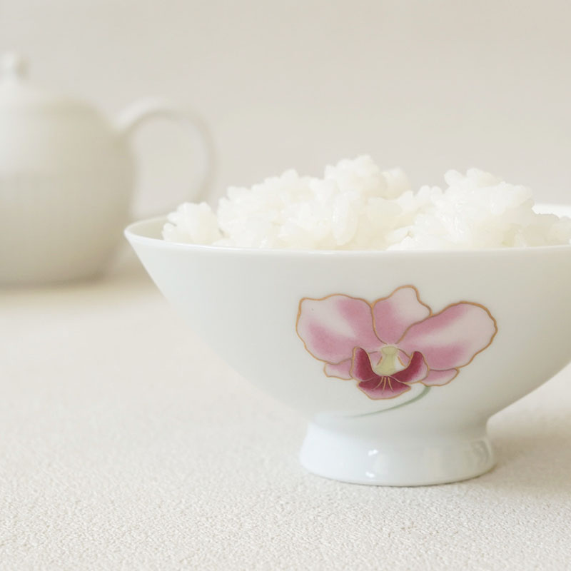 在庫限り レトロ茶碗 12cm 金彩胡蝶蘭 ピンク アウトレット