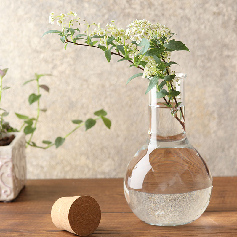 保存容器やインテリアとして。