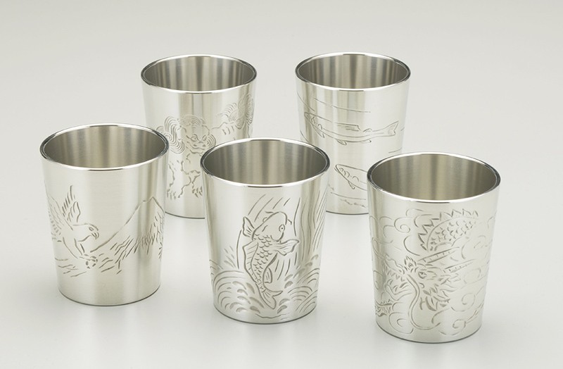 大阪錫器 酒器 ぐいのみ おちょこ 錫器 彫金風 ぐい呑み 鷹 90ml 26-8