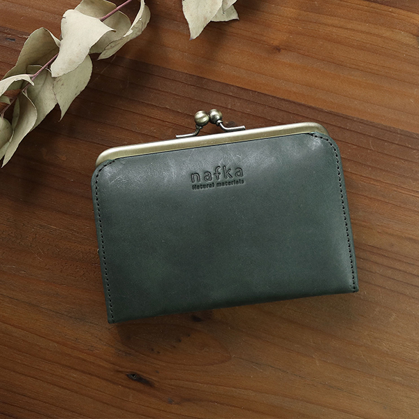 財布 レディース がま口 二つ折り 使いやすい 革 本革  大容量  ブランド 小さめ nafka ...