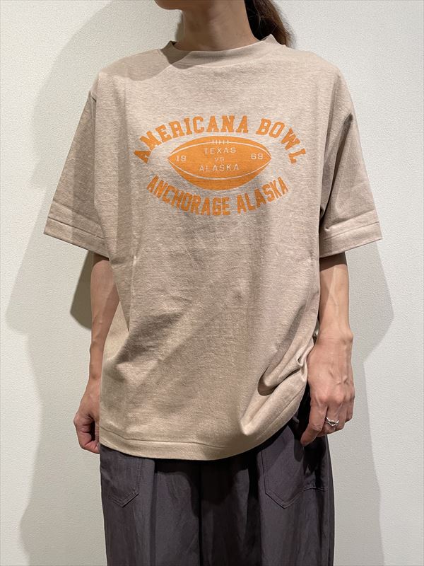 Americana(アメリカーナ)｜ラフィー天竺ロールアップ ロゴT
