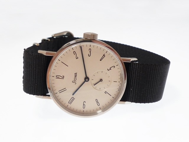 STOWA ANTEA Kieine Sekunde【ユーズド 中古 美品】ストーヴァ アンテア クライネ スモールセコンド 手巻き ボーイズサイズ  : usd-stowa-antea-ks : proshopb1 - 通販 - Yahoo!ショッピング