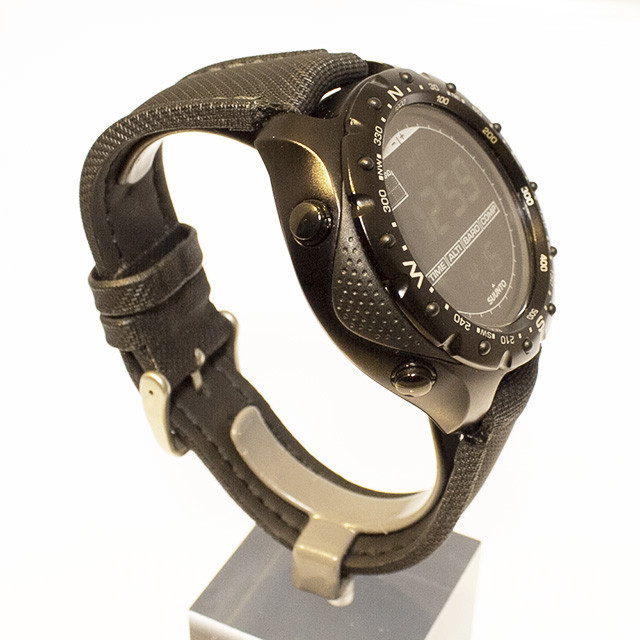 【美品】スント エックスランダー X-LANDER SUUNTO 腕時計 SUUNTO X-LANDER MILITARY【ユーズド 中古 美品】スント