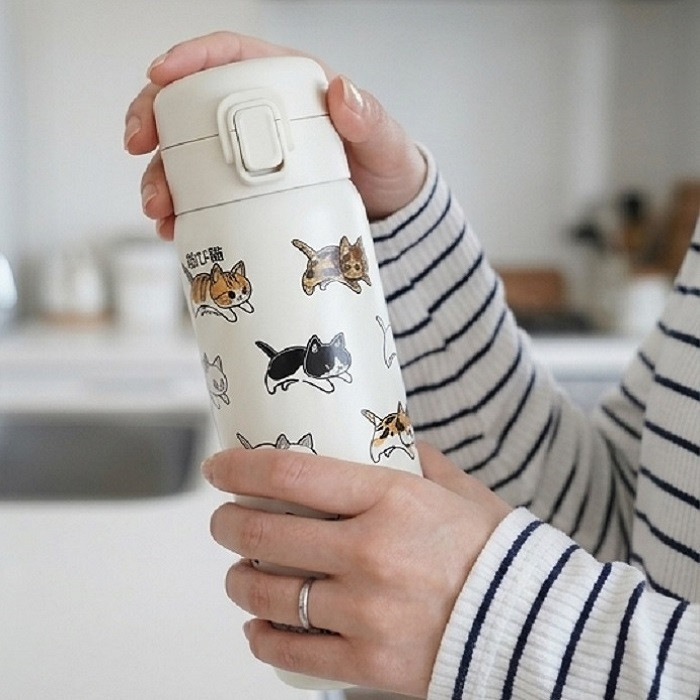 大人可愛い 猫 水筒 480ml 飛び猫 ステンレス ワンプッシュボトル
