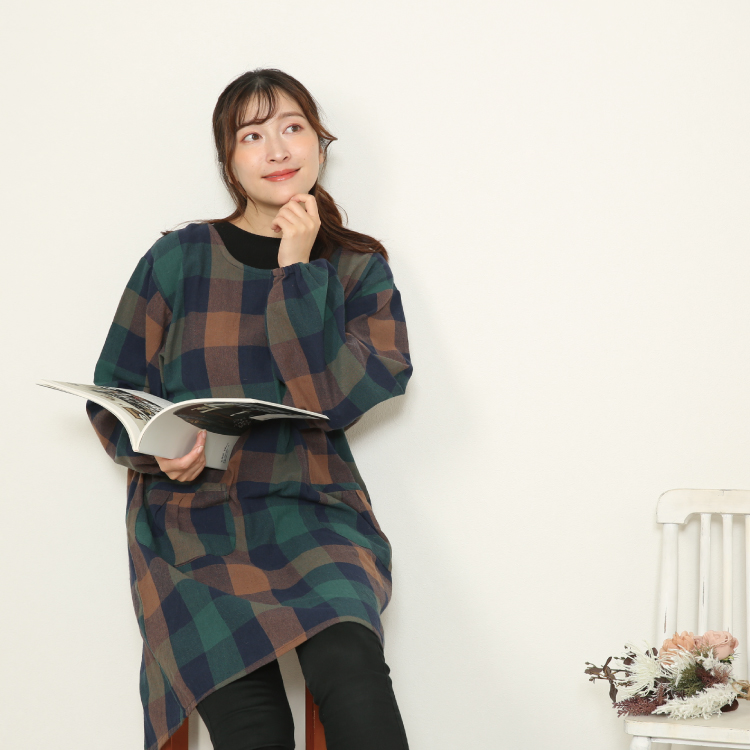 割烹着 かわいい ロング かっぽう着 おしゃれ 綿100％ オーバーサイズ タブリエ リブ袖 かぶり チェック柄 格子 レディース エプロン スモック 保育士 介護士 母の日 プレゼント 給食 学校 Ｍ〜L サイズ