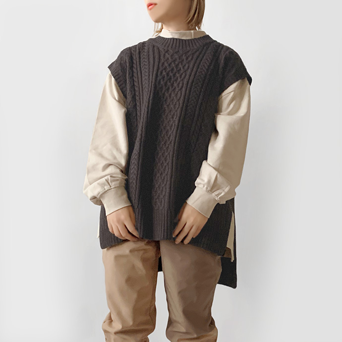 週末限定値下げ YENN ブラック ノースリーブ ニットベスト 週末限定