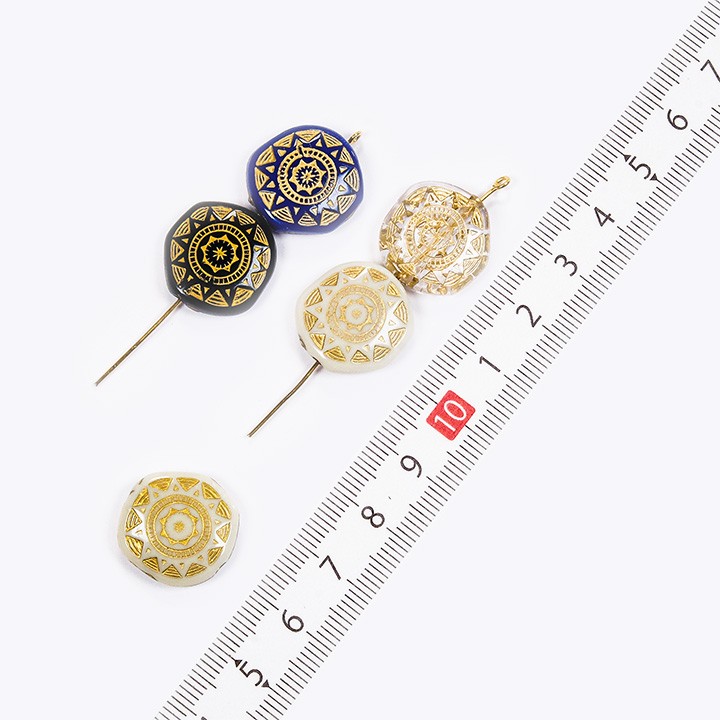 クラフトハートトーカイ ヴィンテージアクリル コインB 18mm 4ヶ